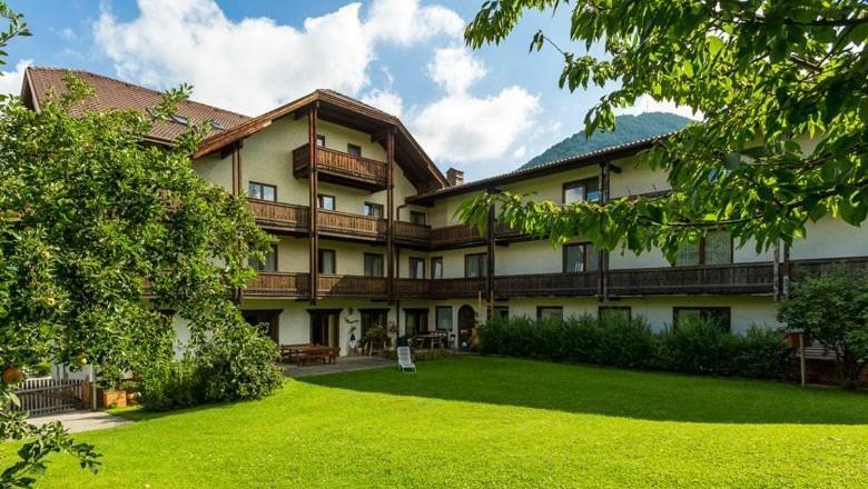 Hotel Bruckerhof à Puchberg am Schneeberg Extérieur photo
